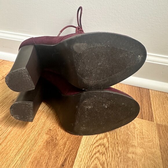 JustFab Women's Suede Lace-up Heeled Booties in Burgundy Size 7.5 - Picture 6 of 8